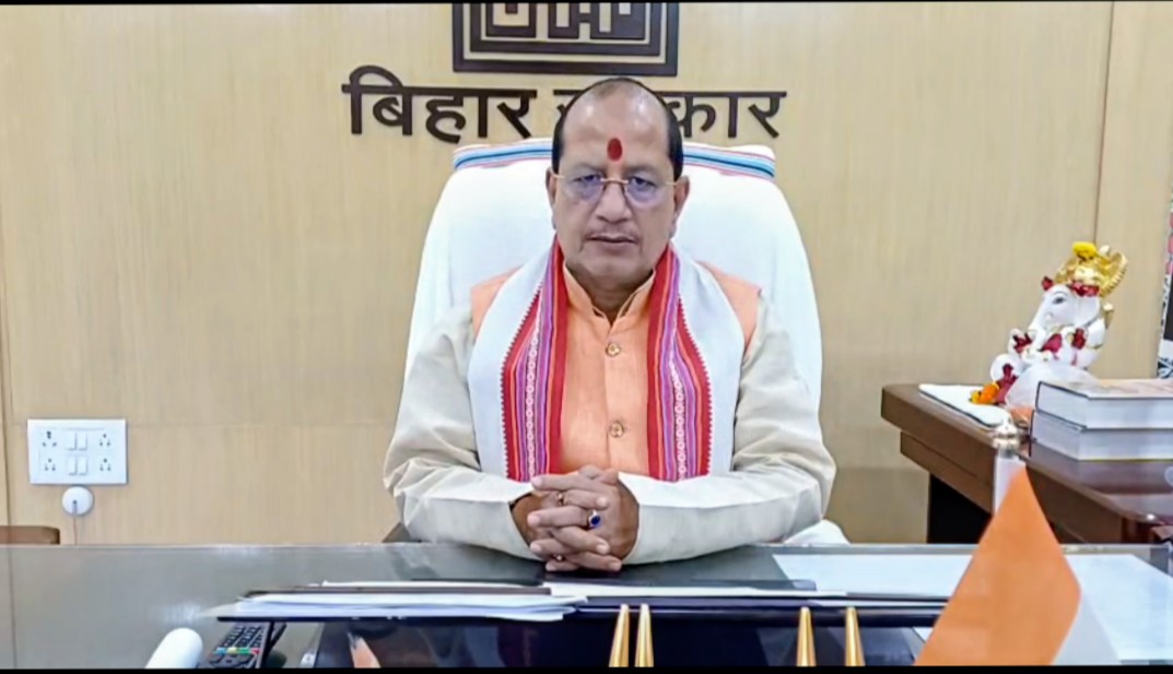 पार्किंग-होर्डिंग प्रबंधन से नगर निकायों की आय में उछाल, अवैध गतिविधियों पर सख्ती से करोड़ों की वसूली